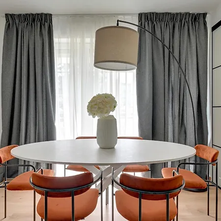 Palm With Terrace & Parking By Lion * Sopot