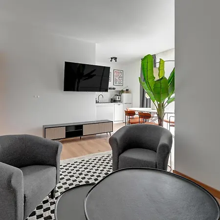 Apartamento Palm With Terrace & Parking By Lion